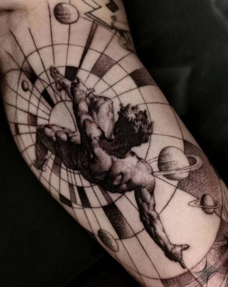 _纹身图片_臀部手臂欧美写实纹身图案