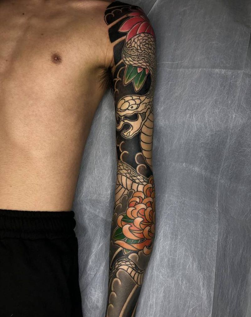 花臂-未完成纹身图片_手臂老传统纹身图案