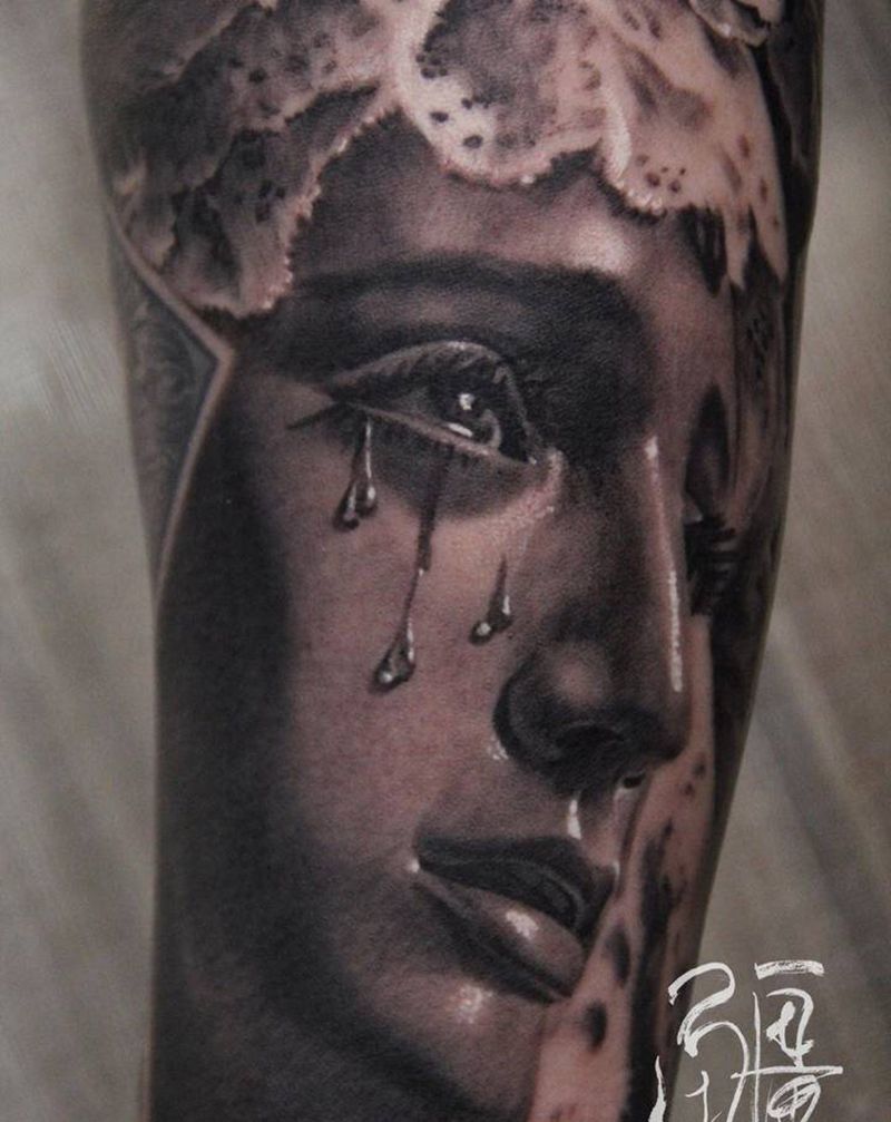 圣母纹身图片_手臂手部欧美写实圣母纹身图案