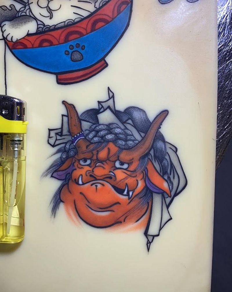 练习皮纹身图片_颈部手部老传统纹身图案