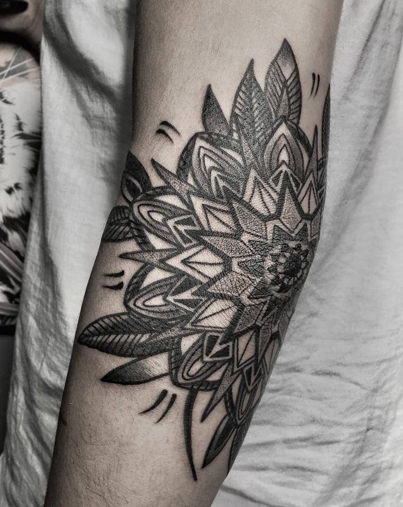 old school梵花豹子纹身图片_手臂手部Old School几何纹身图案