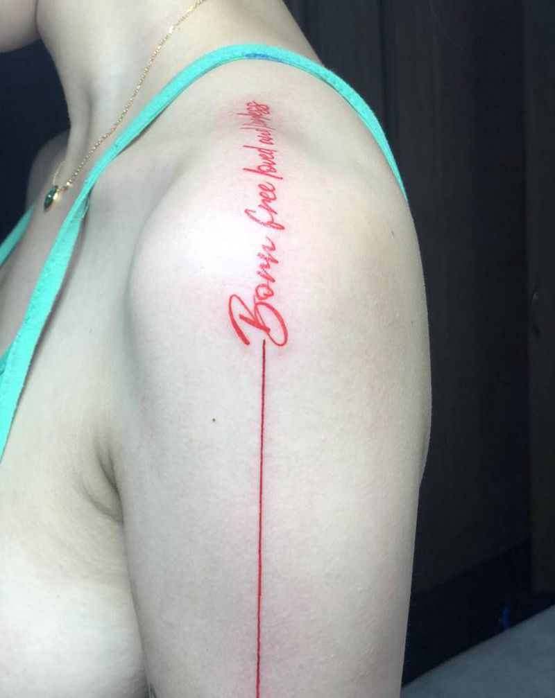 小清新纹身图片_臀部手臂花体字Old School纹身图案