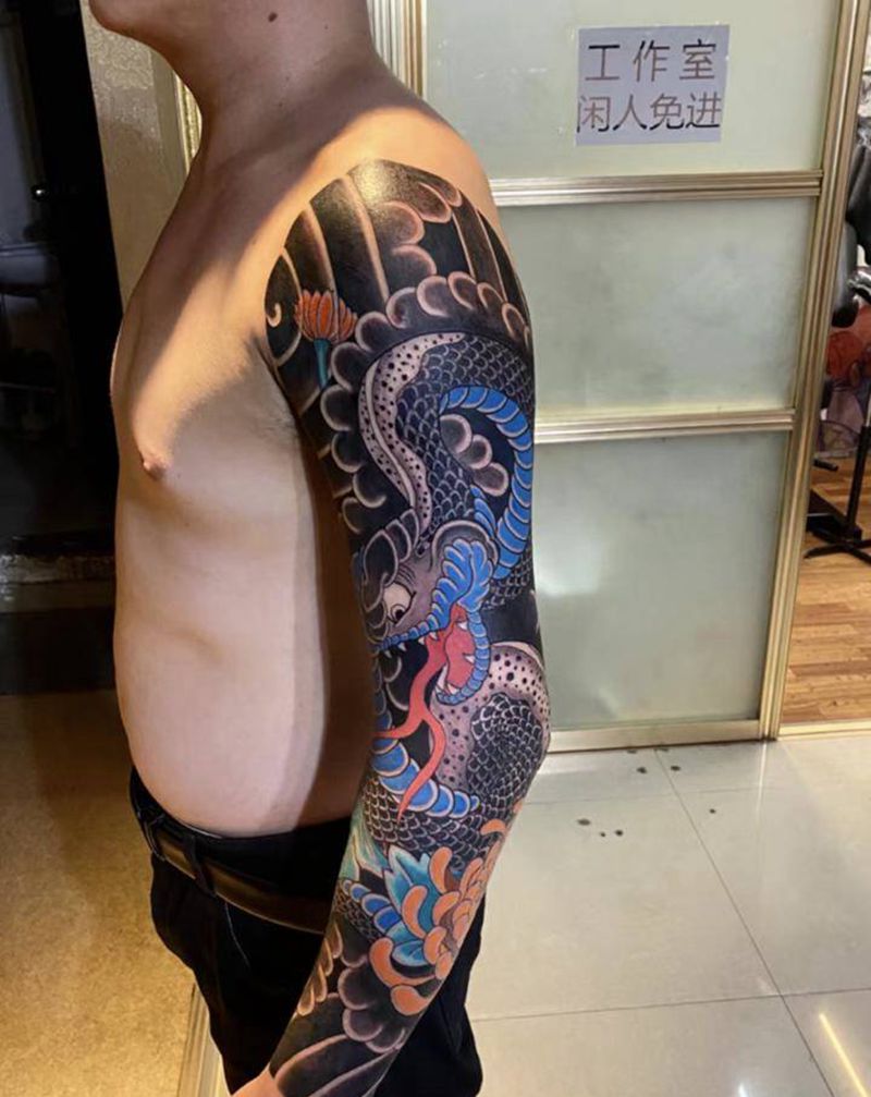 日式花臂纹身图片_手臂老传统纹身图案