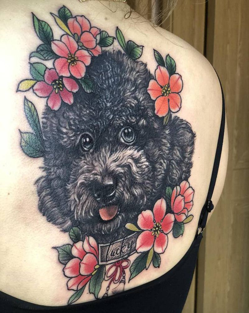 狗狗纹身纹身图片_肩部背部欧美写实Old School纹身图案