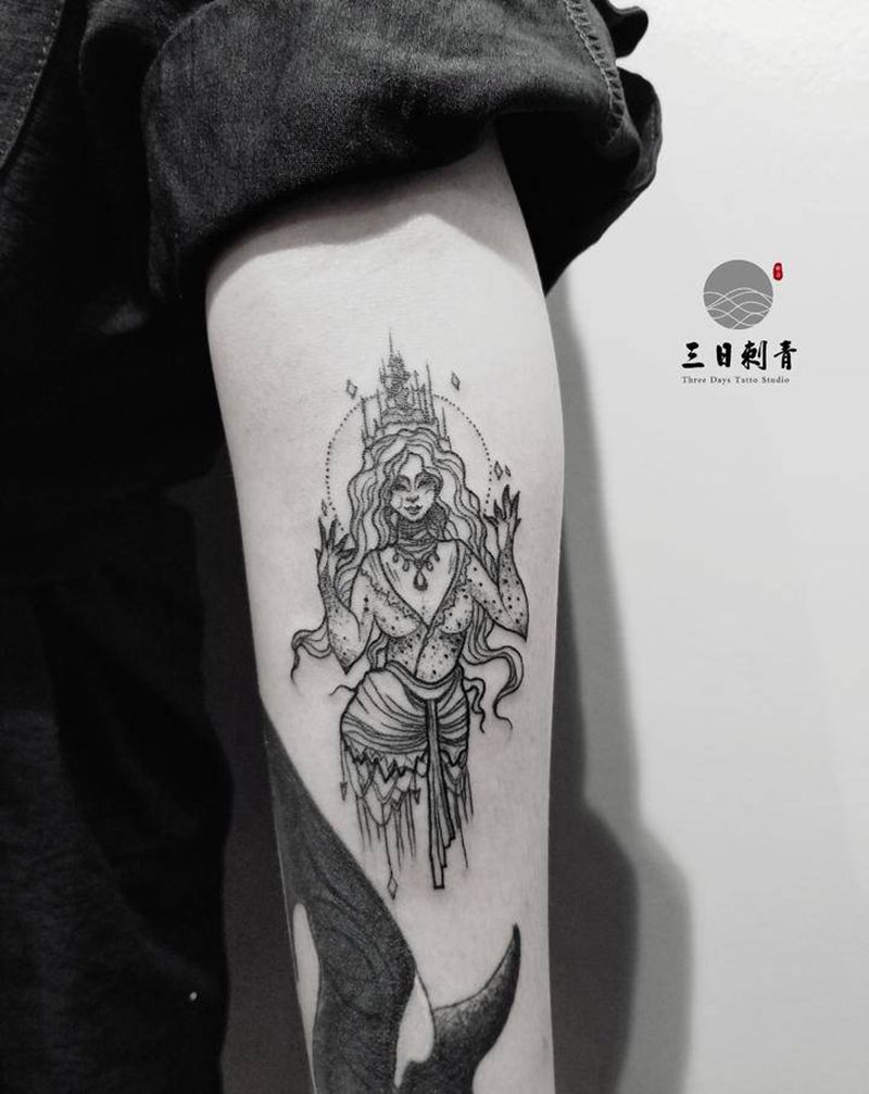 女神纹身图片_手臂几何点刺纹身图案