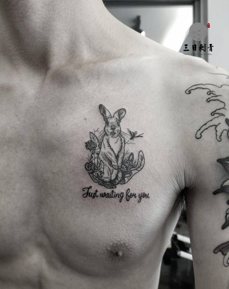 兔子纹身图片_胸部几何点刺纹身图案