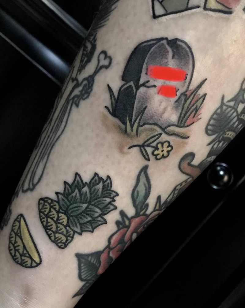 old school。纹身图片_腿部Old School纹身图案