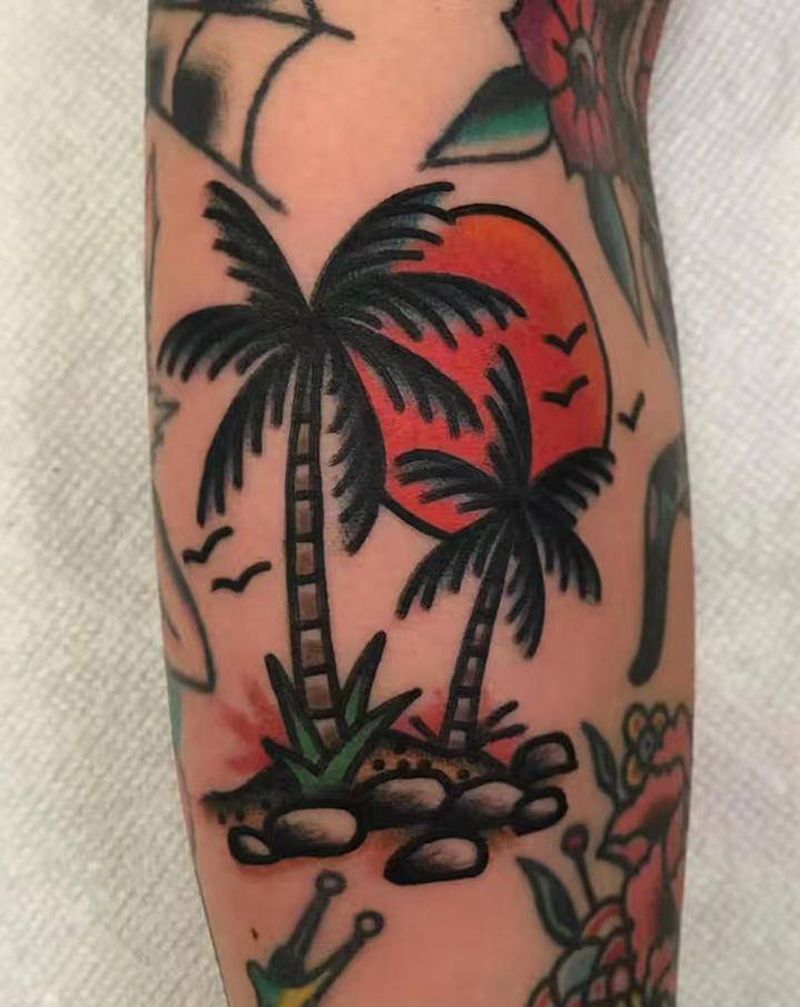 嗯哼纹身图片_腿部水彩纹身图案