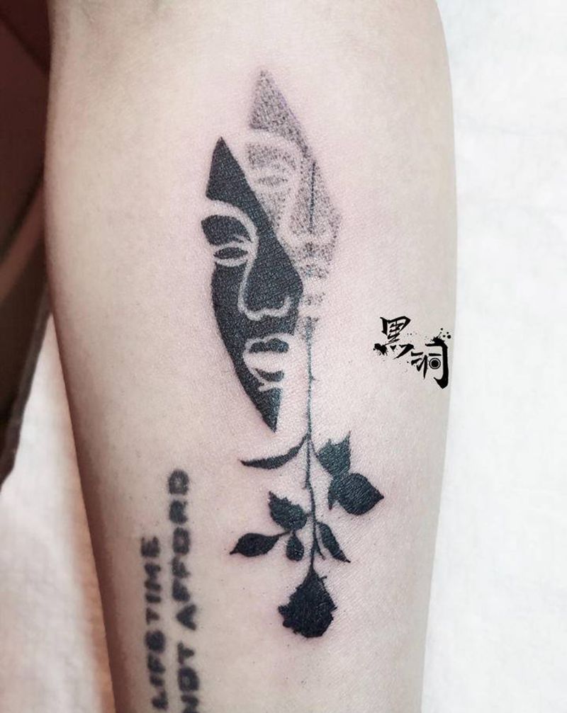 刻在人生课本里的某某纹身图片_手部手臂欧美写实几何上帝之手超现实主义纹身图案