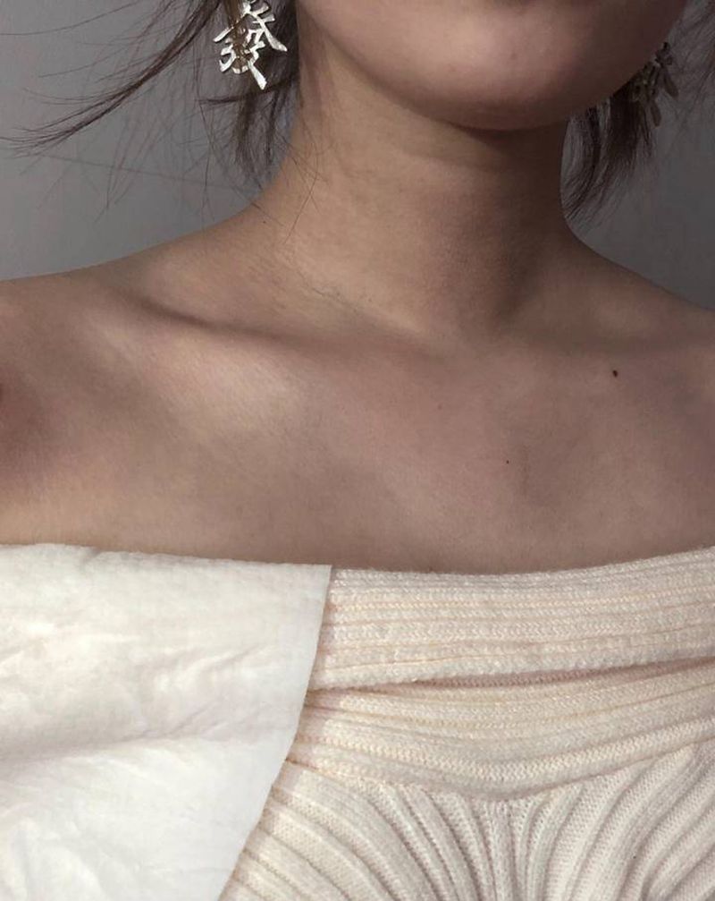 心扉纹身图片_胸部手臂几何水彩马赛克心锁骨纹身图案