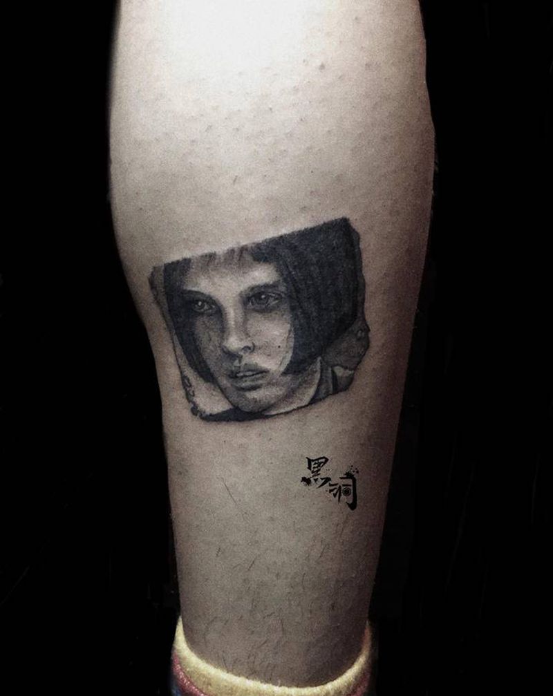 2020.1.14纹身图片_腿部欧美写实杀手不太冷明星名片纹身图案