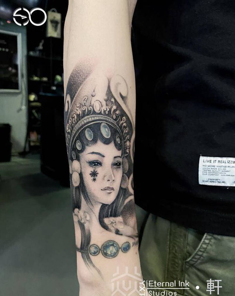 青衣修改纹身图片_手部手臂水墨水彩青衣纹身图案