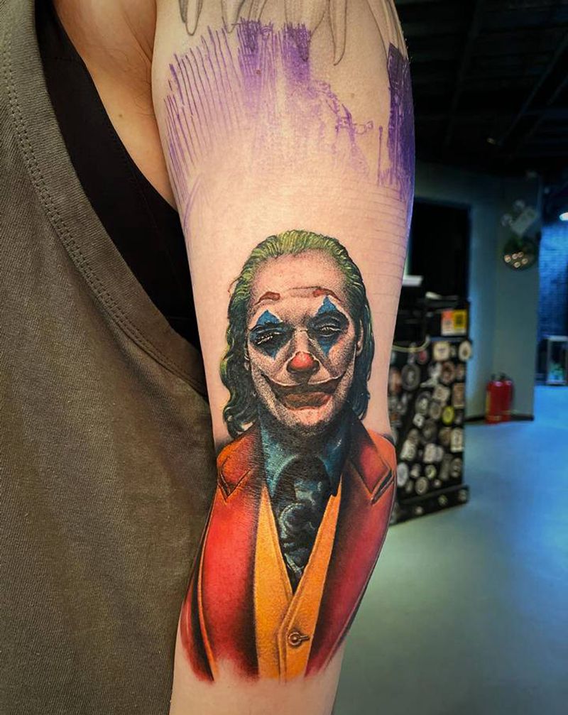 我的人生只是一出喜剧！纹身图片_手臂手部欧美写实点刺小丑人物纹身图案