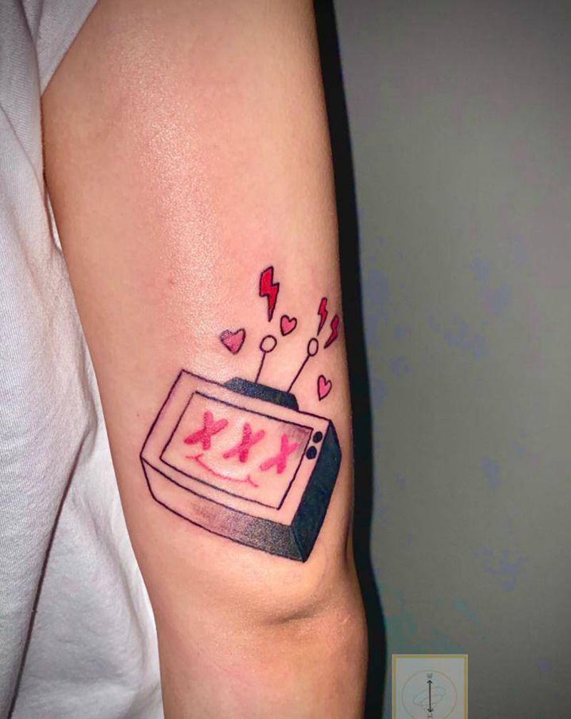 电视纹身图片_手部纹身图案