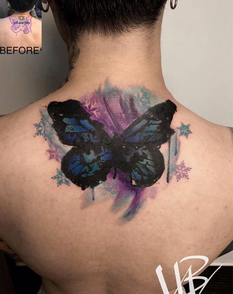 遮盖蝴蝶纹身图片_背部水彩纹身图案