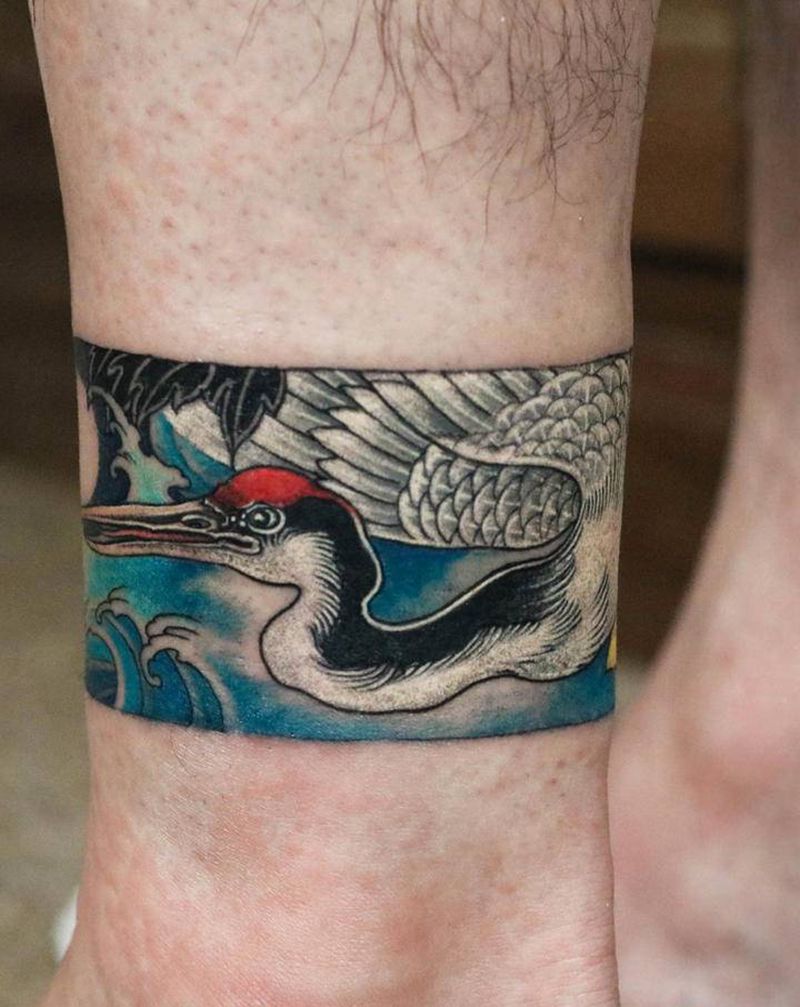 仙鹤脚环纹身图片_腿部脚部新传统仙鹤纹身图案