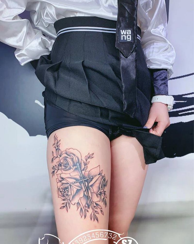 花纹身图片_腿部纹身图案