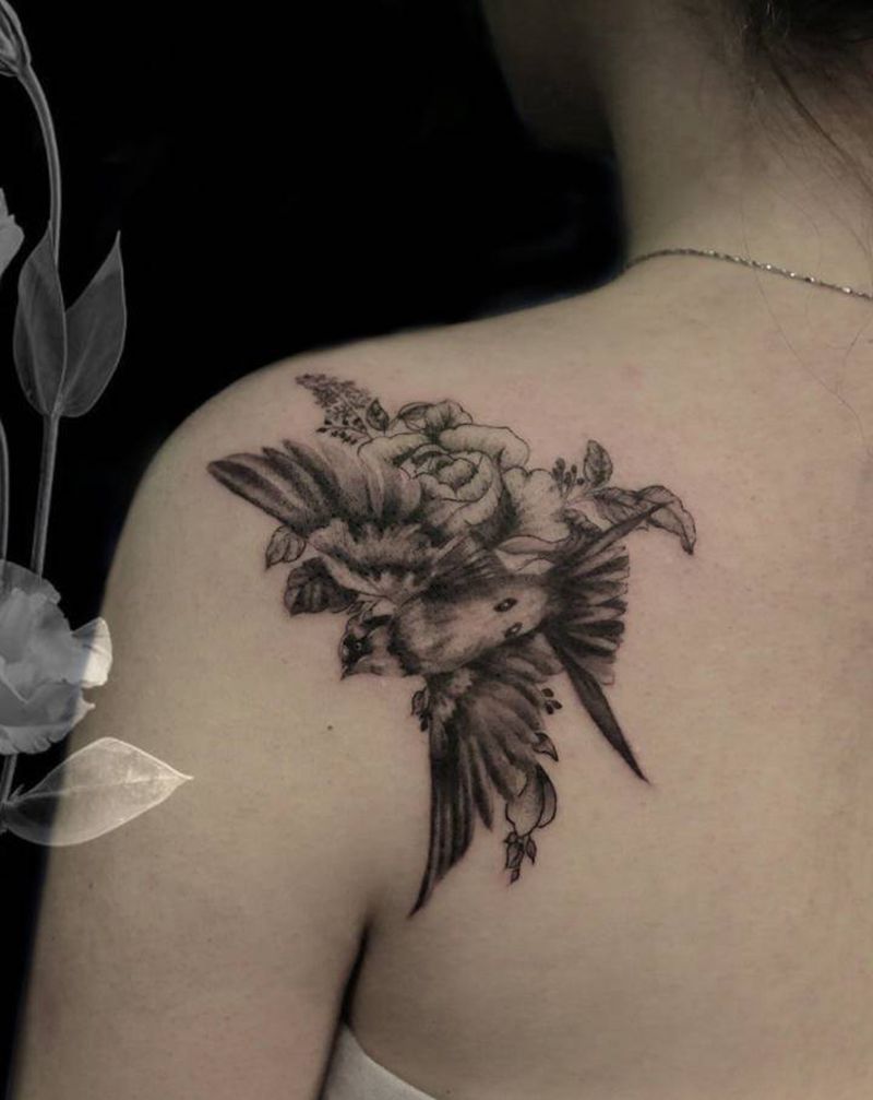 小作纹身图片_肩部欧美写实纹身图案