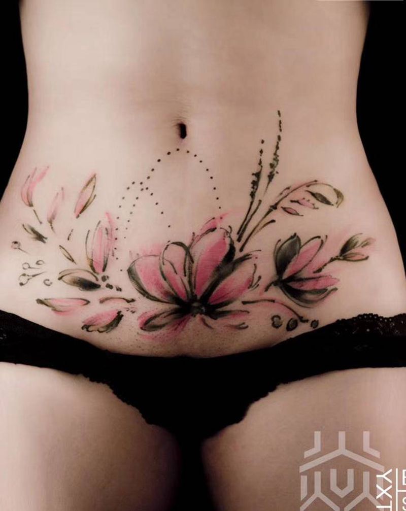 覆盖疤痕纹身图片_腹部水彩纹身图案