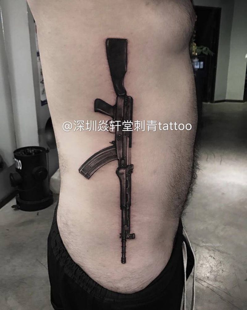 AK纹身图片_腰部欧美写实纹身图案