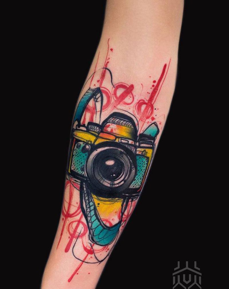 相机纹身图片_手臂New School水彩纹身图案