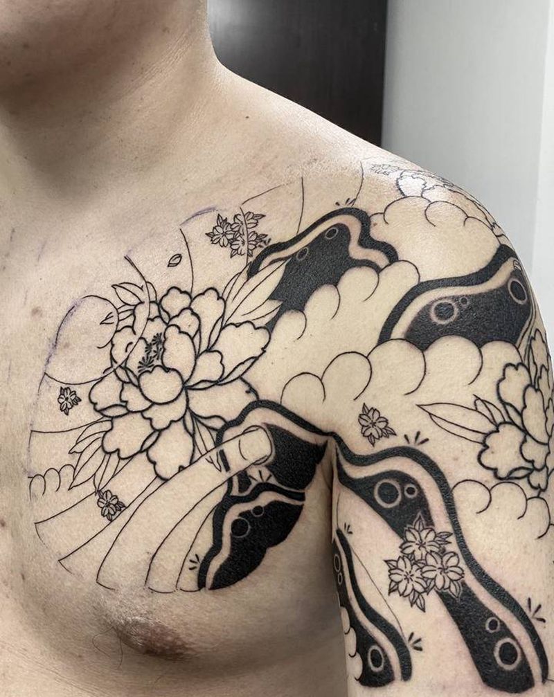 传统半甲纹身图片_肩部胸部老传统纹身图案