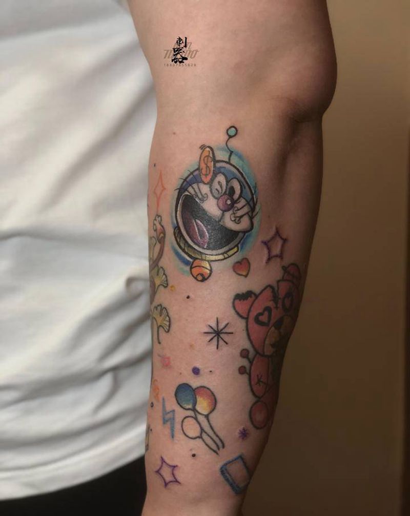 世界文化大蓉和纹身图片_手臂New School水彩哆啦A梦兔子达摩蛋纹身图案