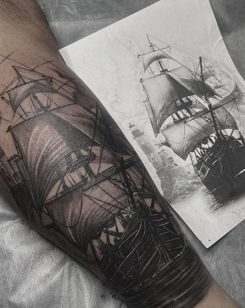 航行纹身图片_腿部脚部欧美写实帆船纹身图案