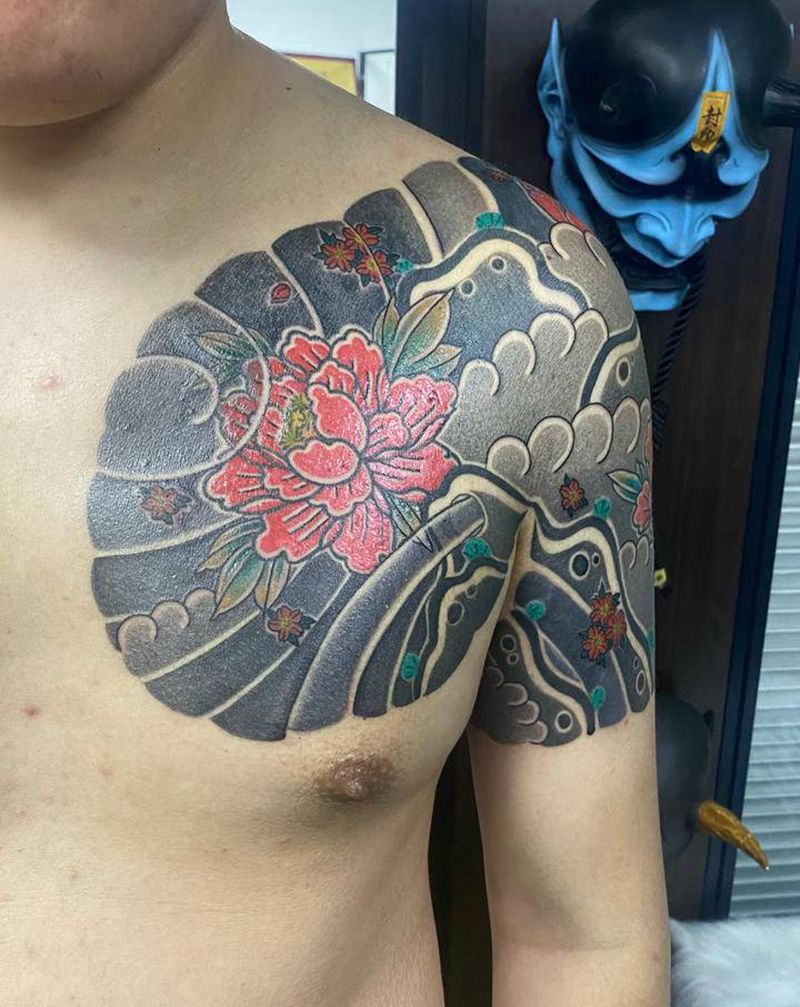 牡丹半甲纹身图片_手臂胸部老传统纹身图案