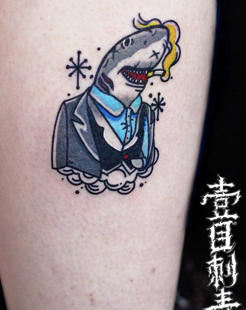 原设鲨鱼纹身图片_腿部Old School纹身图案