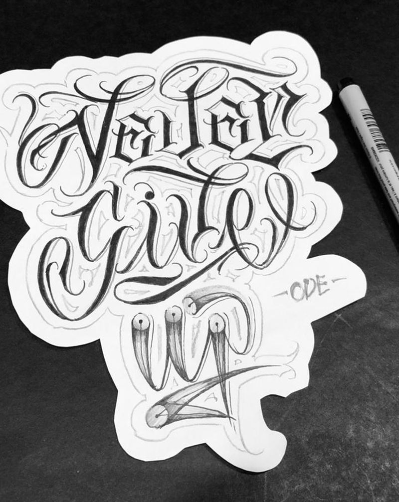 永不放弃纹身图片_花体字纹身图案