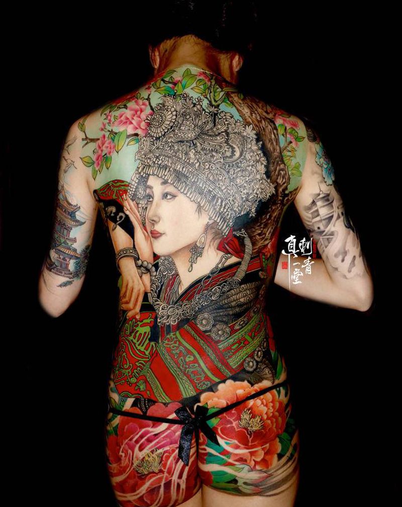 人物纹身图片_背部新传统纹身图案