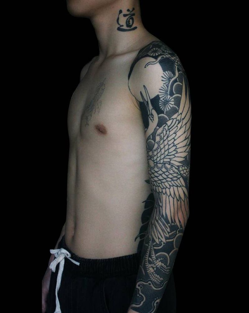 鹤「恢复」纹身图片_手臂老传统鹤老传统鹤日式花臂纹身图案