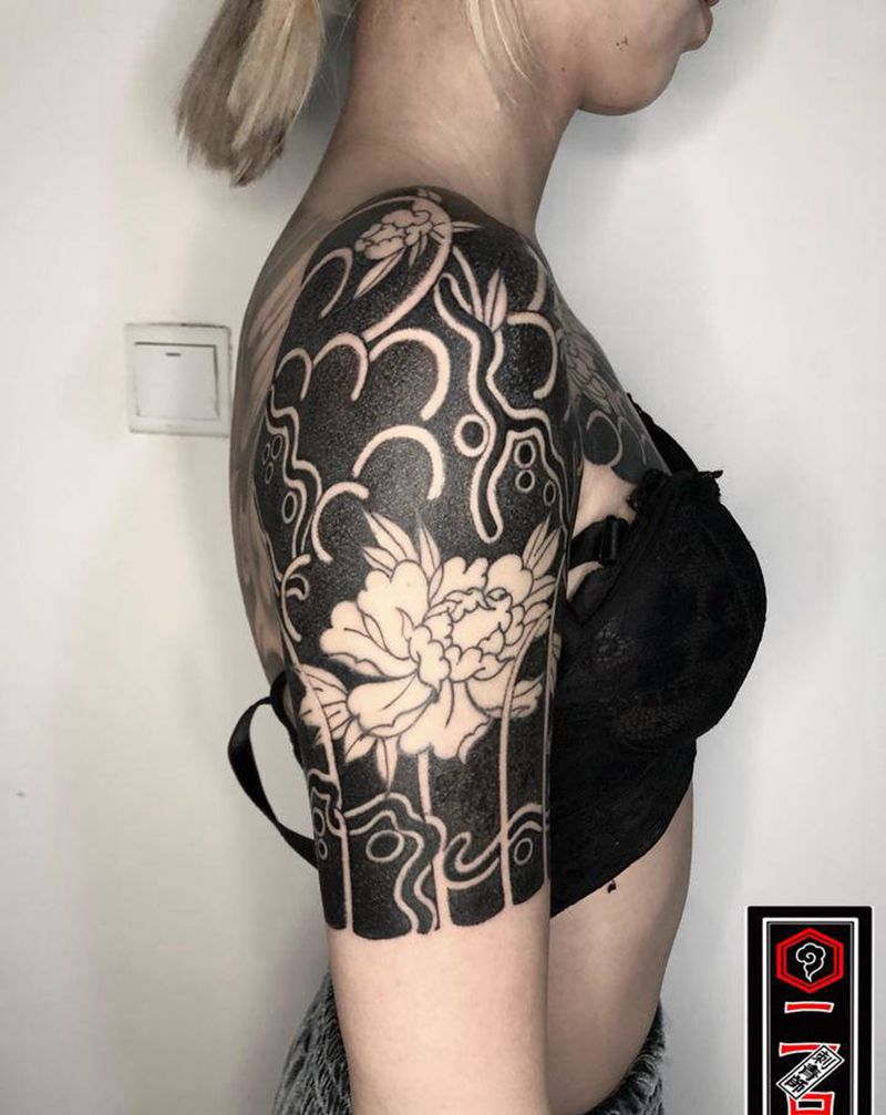 老传统半甲纹身图片_手臂胸部老传统纹身图案