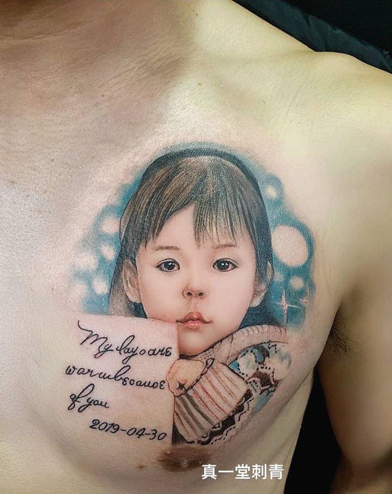 肖像纹身图片_胸部纹身图案