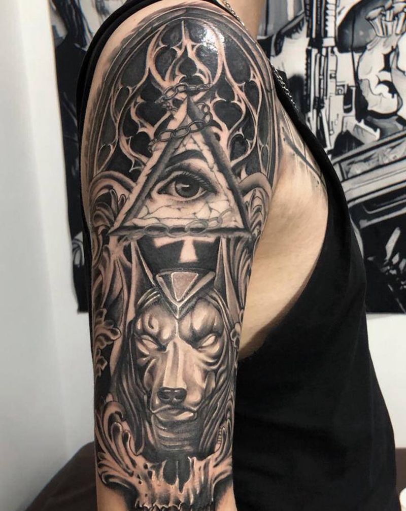 宗教纹身图片_手臂欧美写实纹身图案