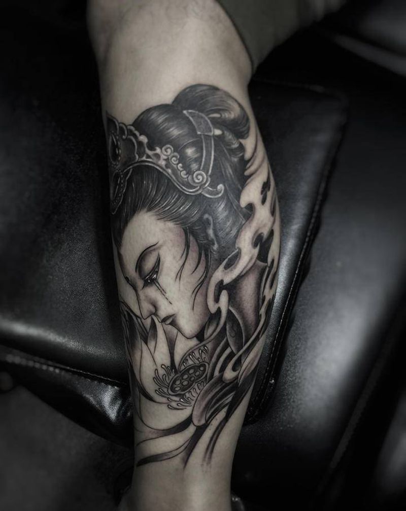 艺妓纹身图片_腿部纹身图案