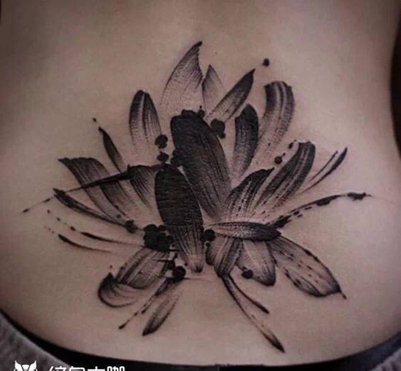 花的美  大写意纹身图片_新传统纹身图案