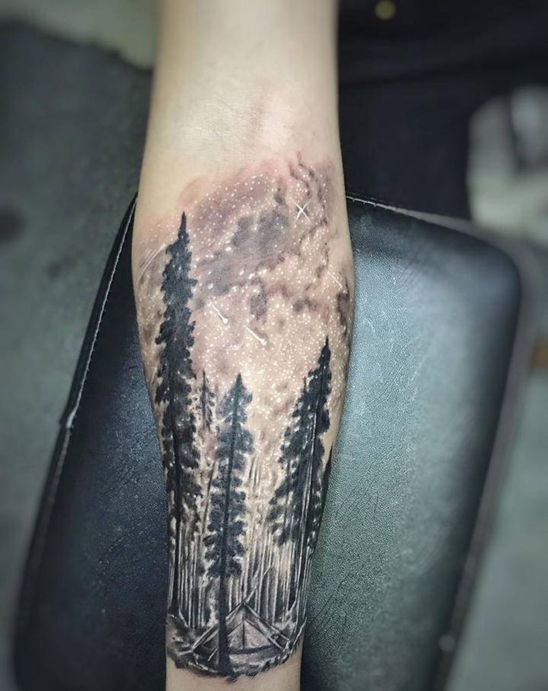 星空森林纹身图片_手部纹身图案