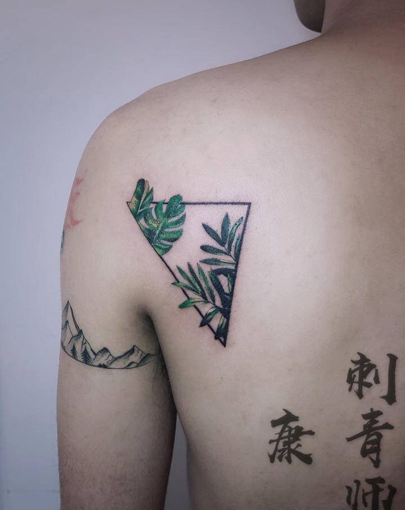 小图纹身图片_背部腿部几何点刺纹身图案