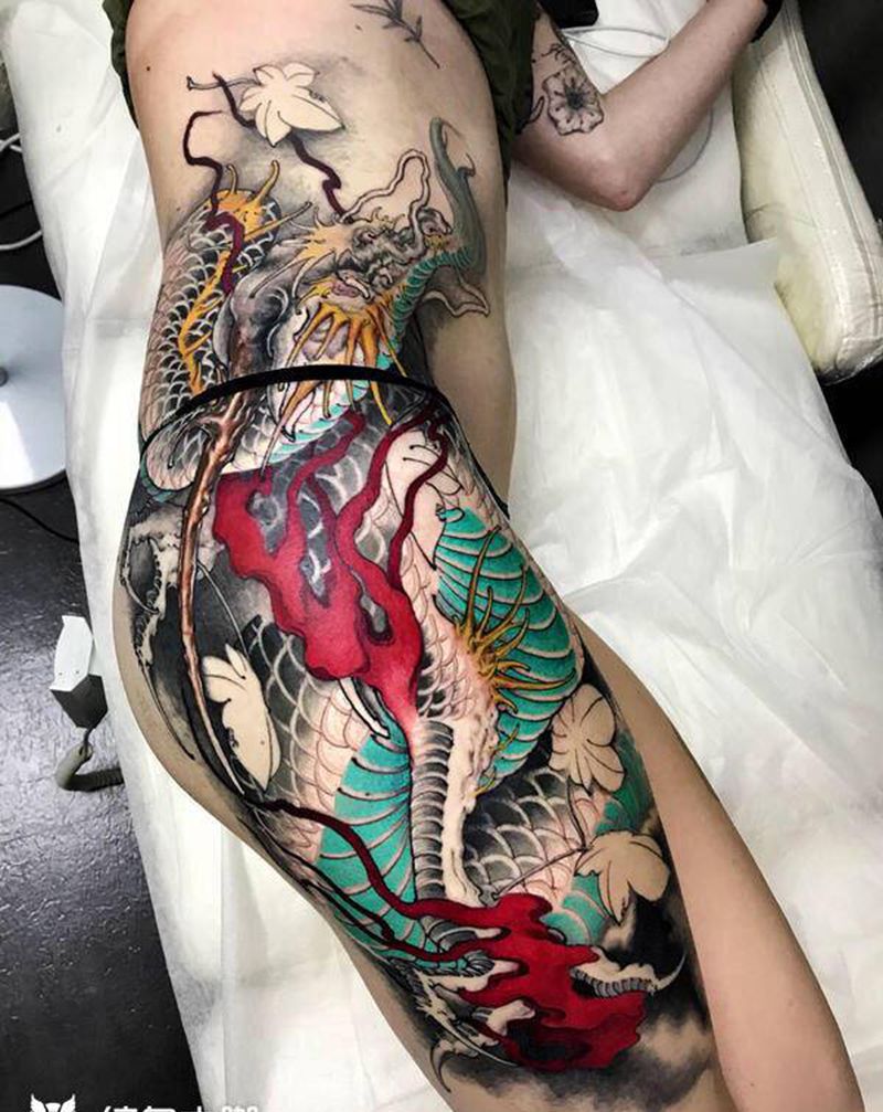 花腿纹身图片_新传统纹身图案