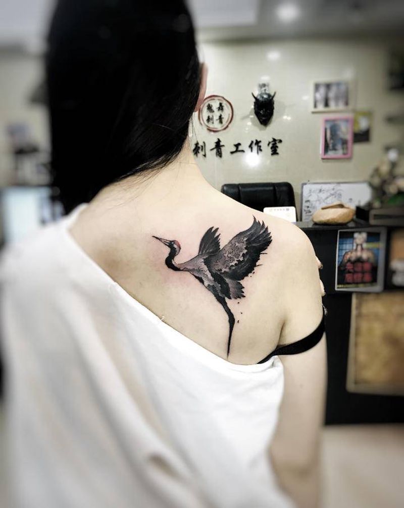 遮了个盖纹身图片_背部纹身图案