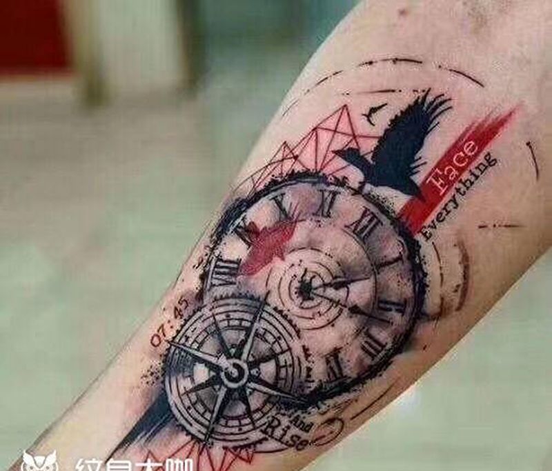 指时钟纹身图片_新传统纹身图案
