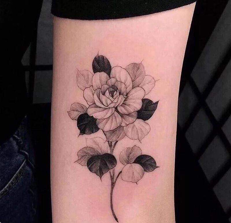 素花纹身图片_新传统纹身图案