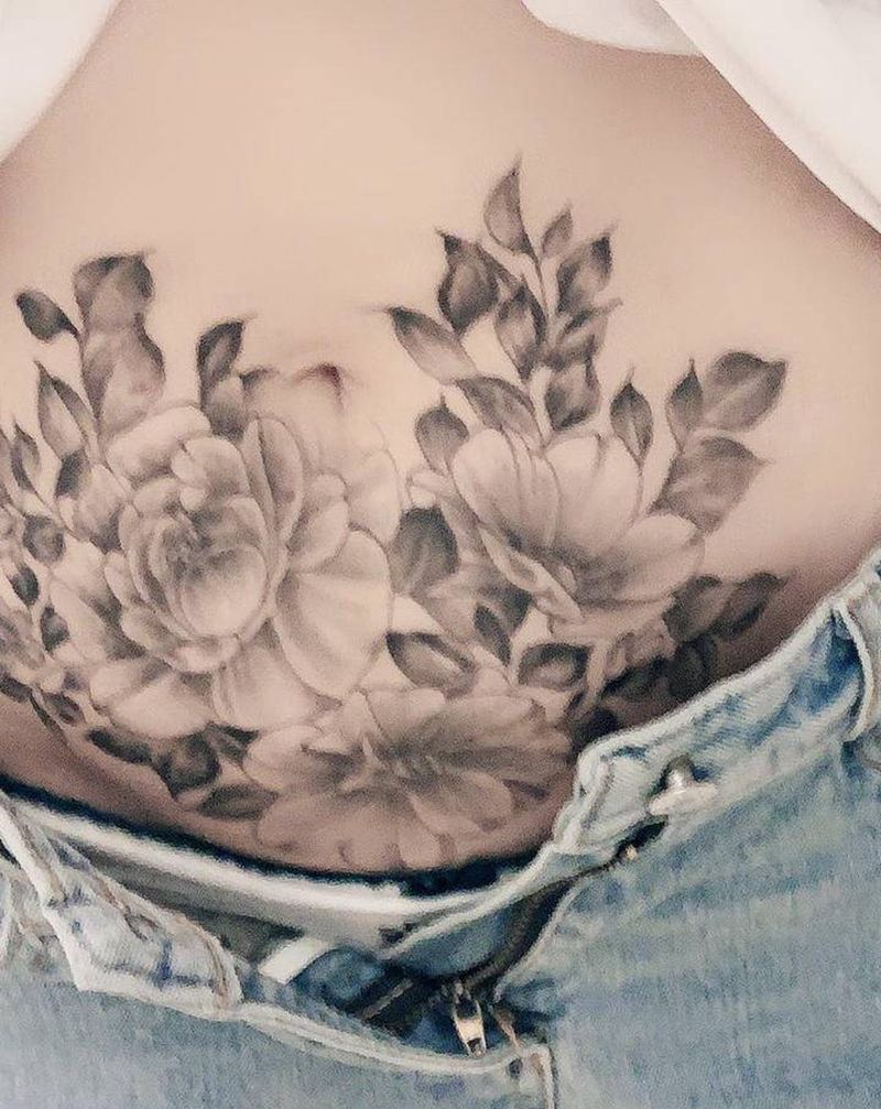 花纹身图片_腹部新传统纹身图案