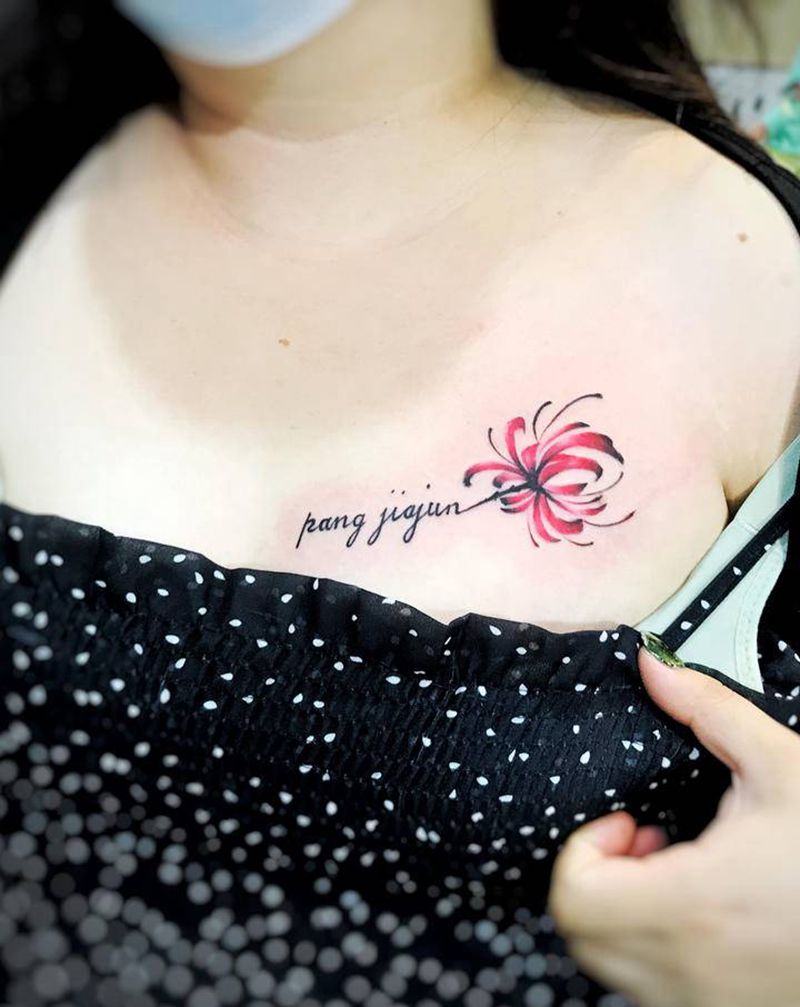 彼岸花纹身图片_胸部纹身图案