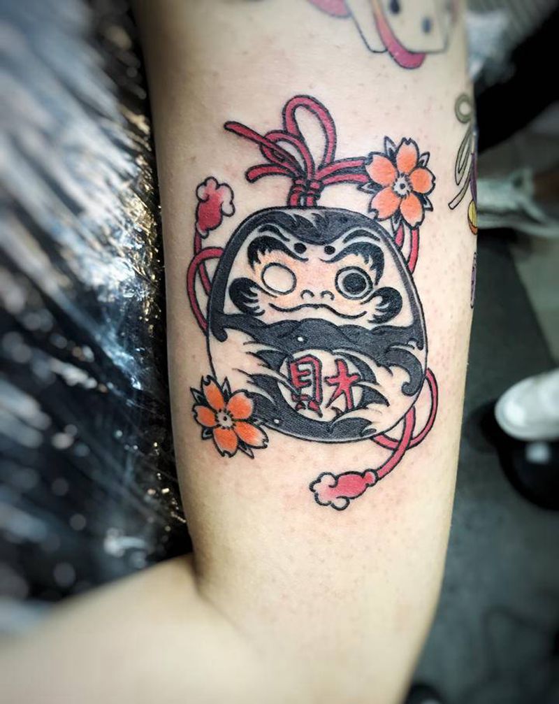 达摩蛋纹身图片_手臂纹身图案