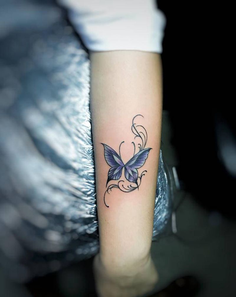 蝴蝶纹身图片_手臂纹身图案