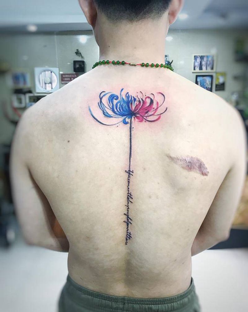 曼珠沙华纹身图片_背部纹身图案