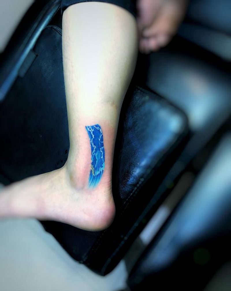 水彩纹身图片_脚部纹身图案